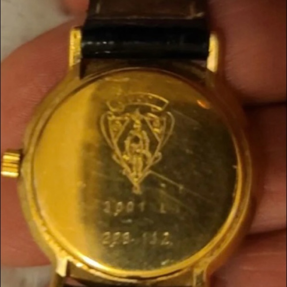 Gucci Watch - Picture 2 of 10